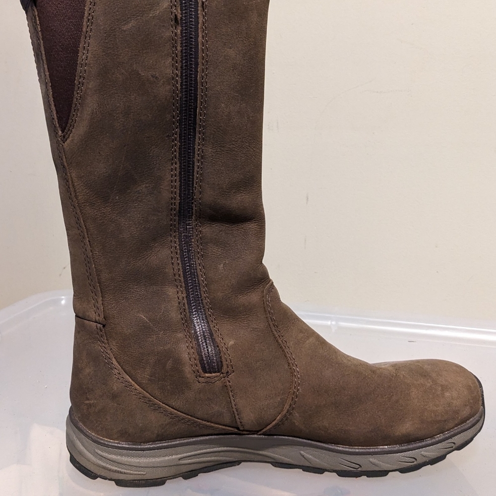 Eddie Bauer Tall Lodge Boot in Brown size 7